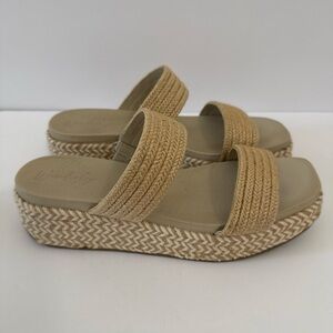 Wonderly Joby Platform Sandals Cream Size 8.5 Slip On Jute Wedge